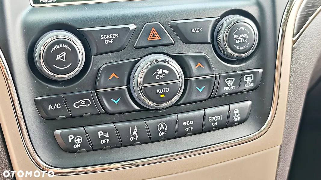 Jeep Grand Cherokee 3.0 CRD Summit - 35