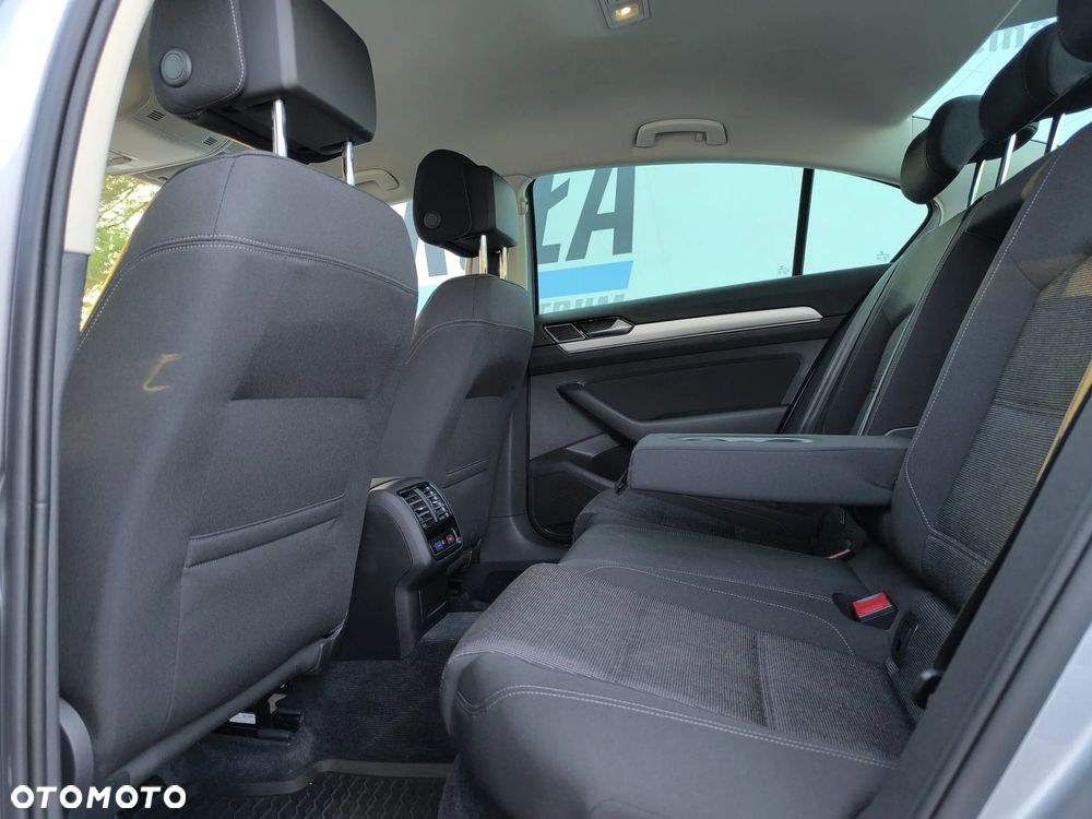 Volkswagen Passat 1.8 TSI BMT Comfortline DSG - 15