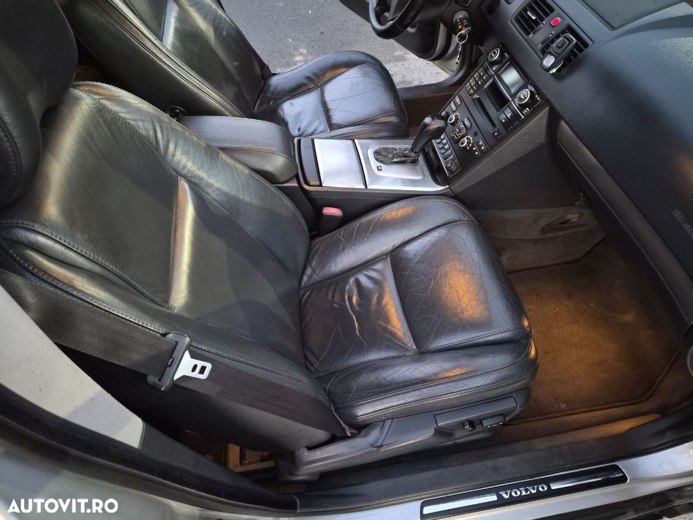 Volvo XC 90 D5 Aut. Summum - 8