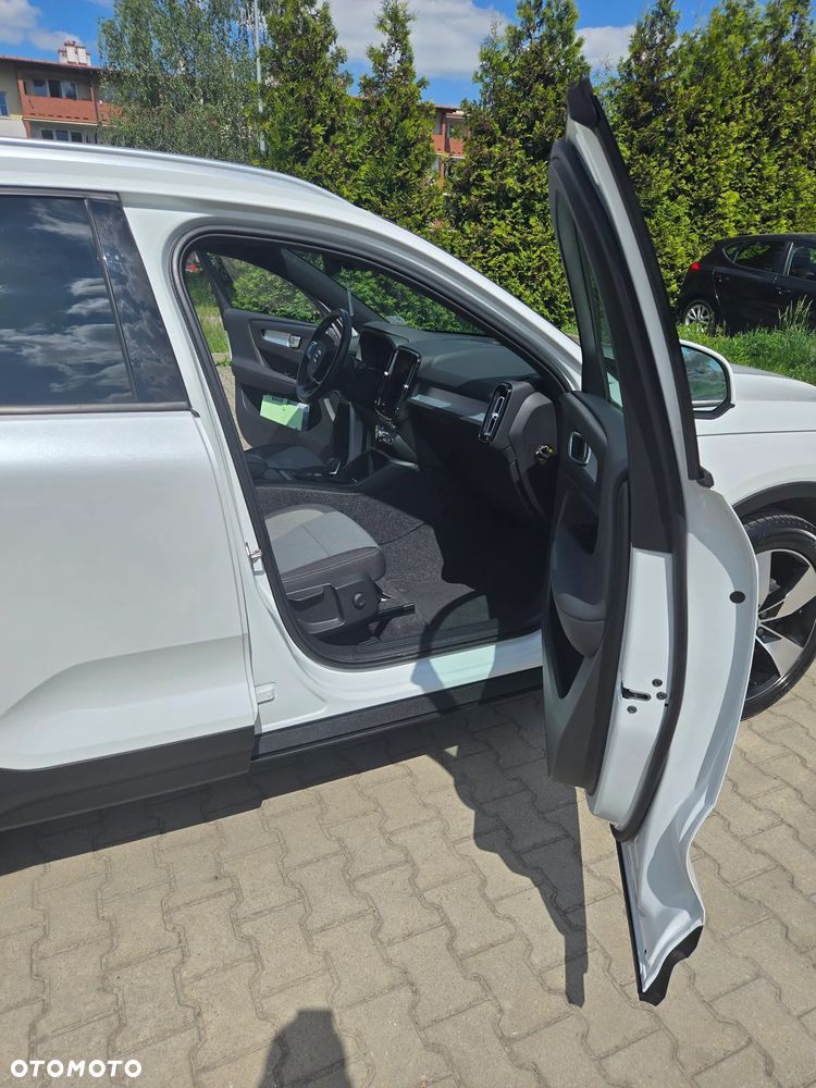 Volvo XC 40 T3 Momentum Pro - 10