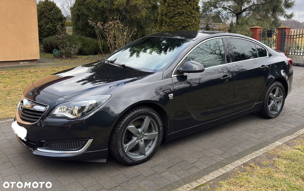 Opel Insignia 2.0 T Cosmo S&S - 9