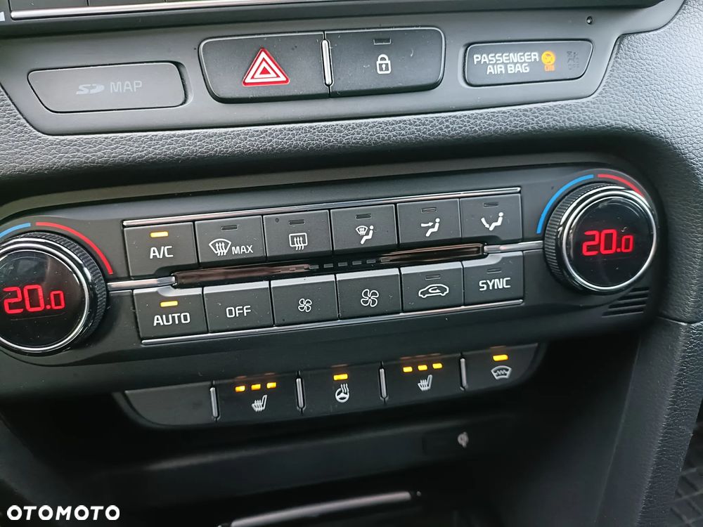 Kia ProCeed 1.6 T-GDI GT DCT - 13