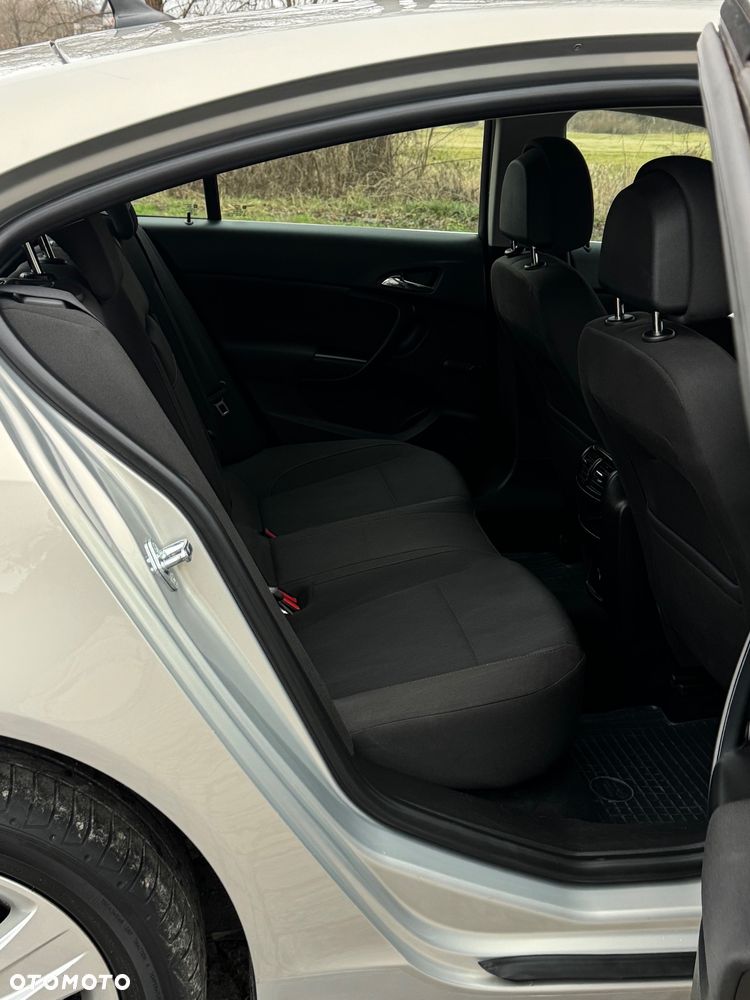 Opel Insignia 1.6 Design Edition - 34