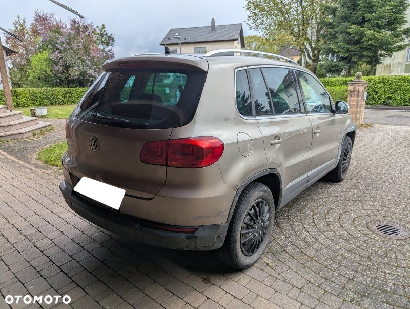 Volkswagen Tiguan - 4