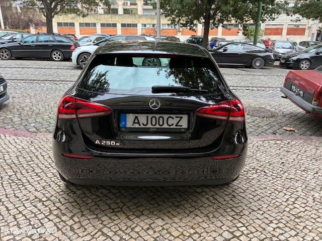 Mercedes-Benz A 250 e - 8