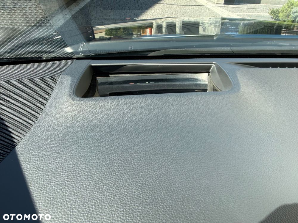 Toyota Corolla 1.8 Hybrid Executive - 30