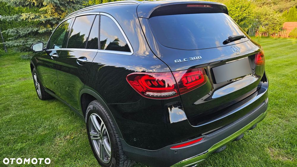 Mercedes-Benz GLC - 7