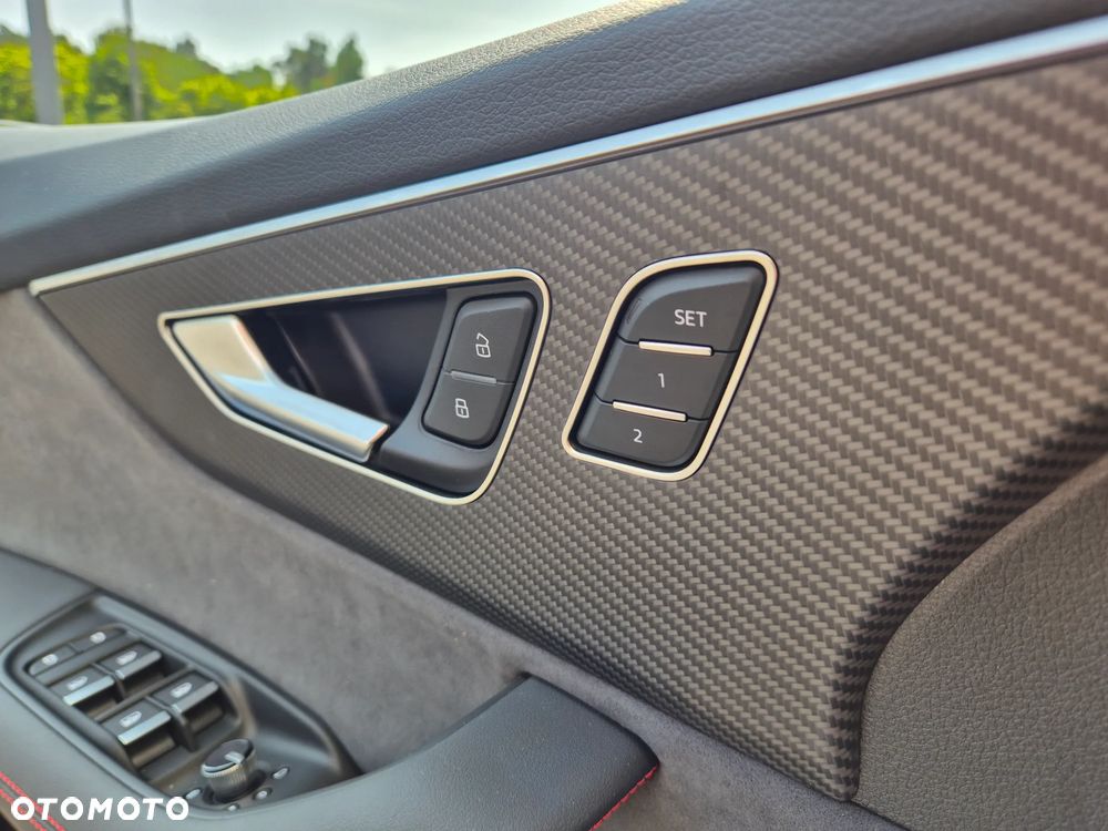 Audi Q7 TFSI e PHEV 360 kW Quattro S Line Tiptr - 25