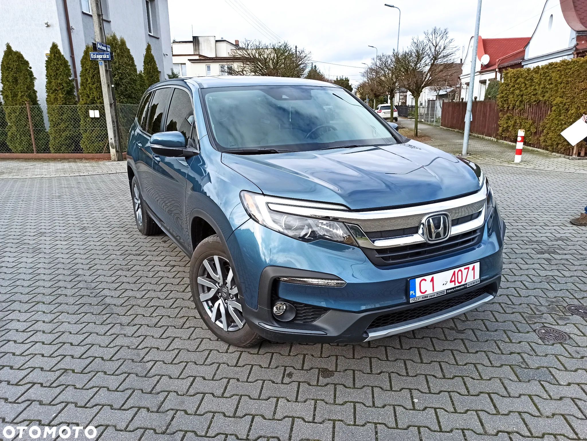 Honda Pilot - 1