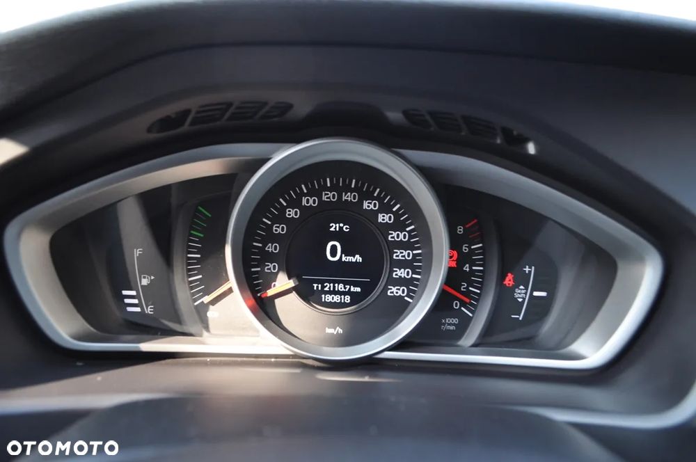 Volvo V40 T3 Drive-E Dynamic Edition - 27