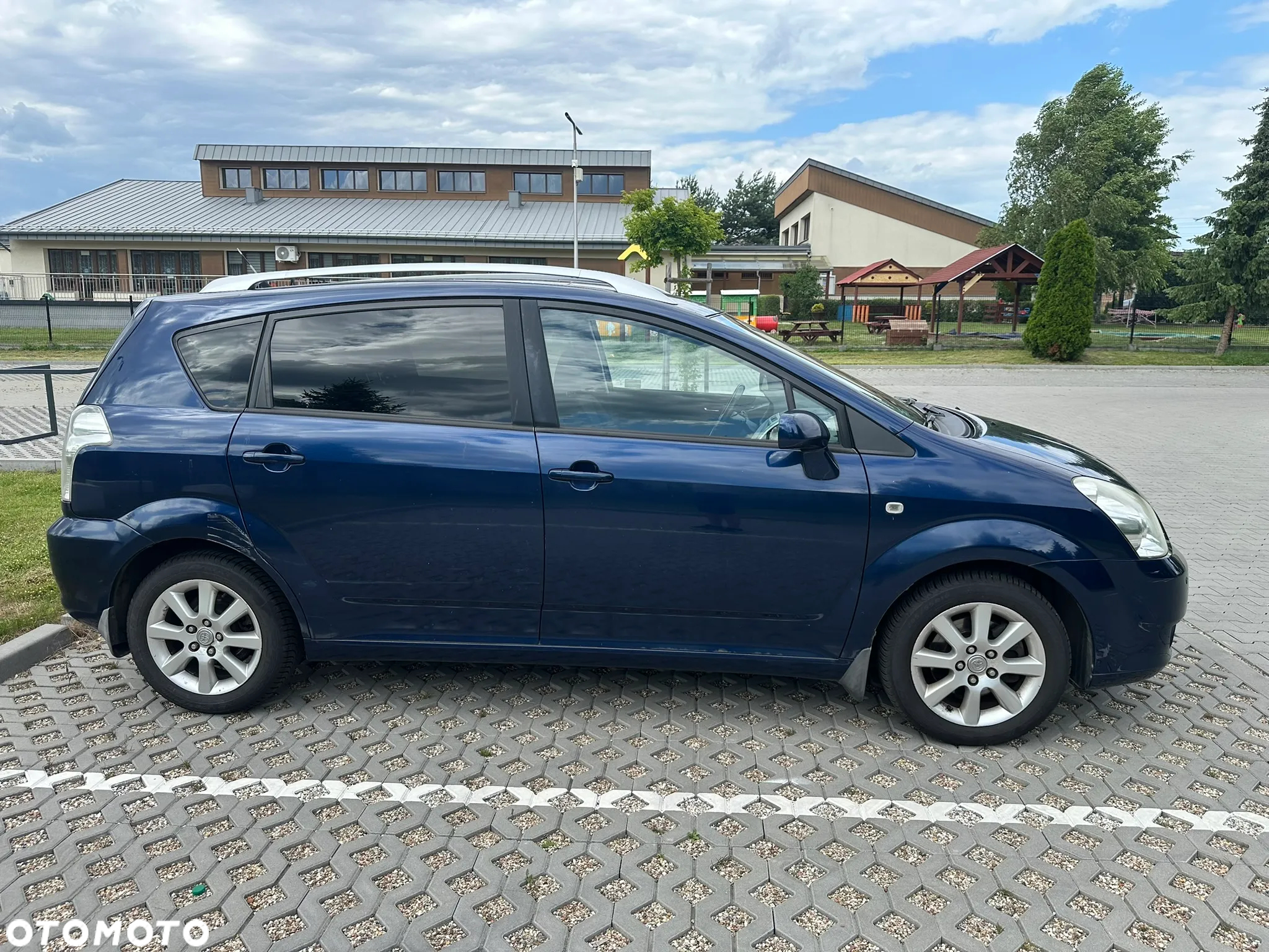 Toyota Corolla Verso - 4