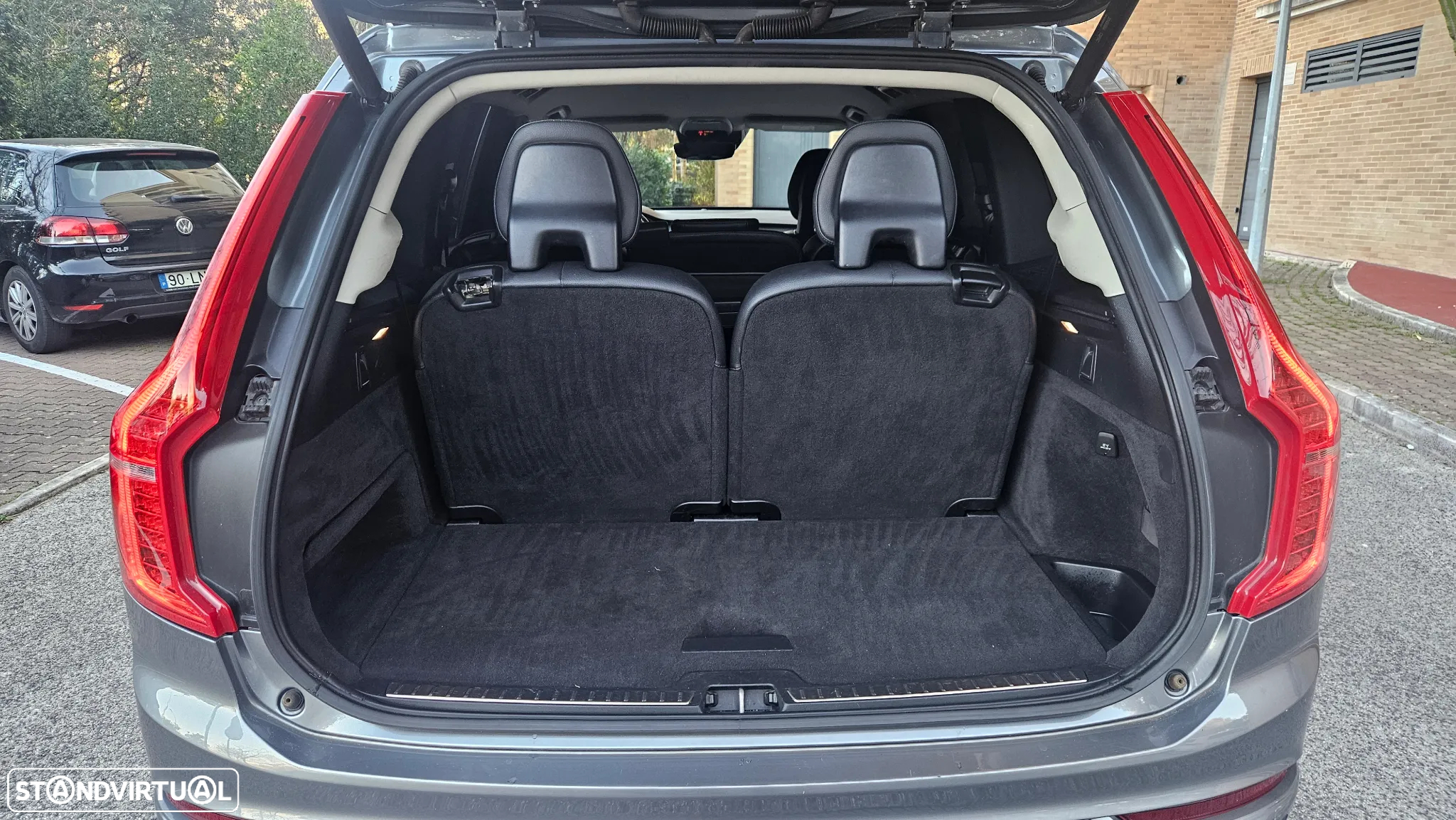Volvo XC 90 2.0 D4 Momentum - 24