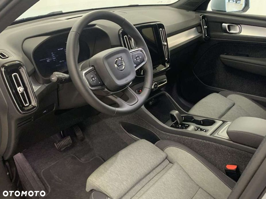 Volvo XC 40 B3 Core - 6