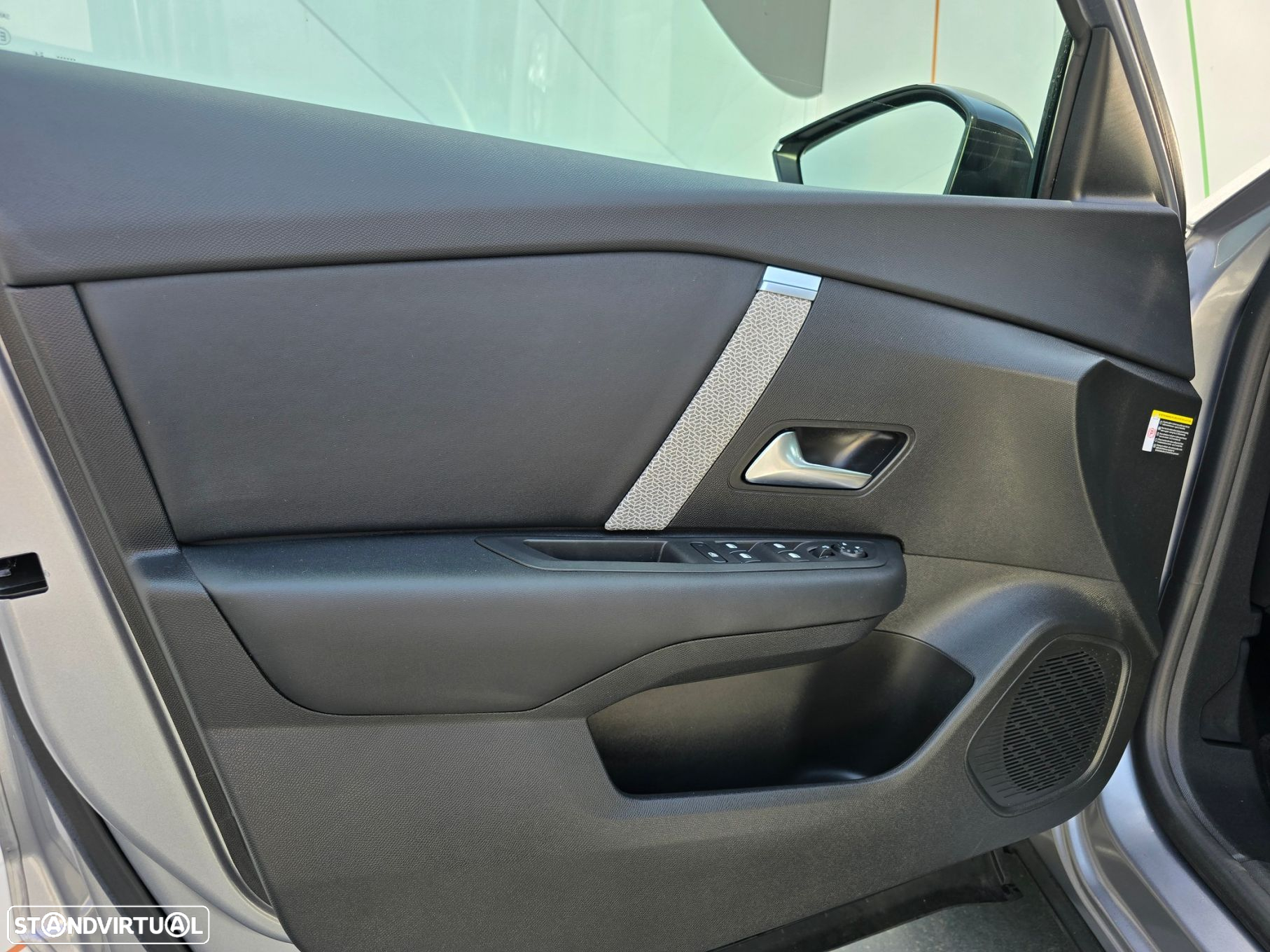 Citroën C4 1.2 PureTech Plus - 12