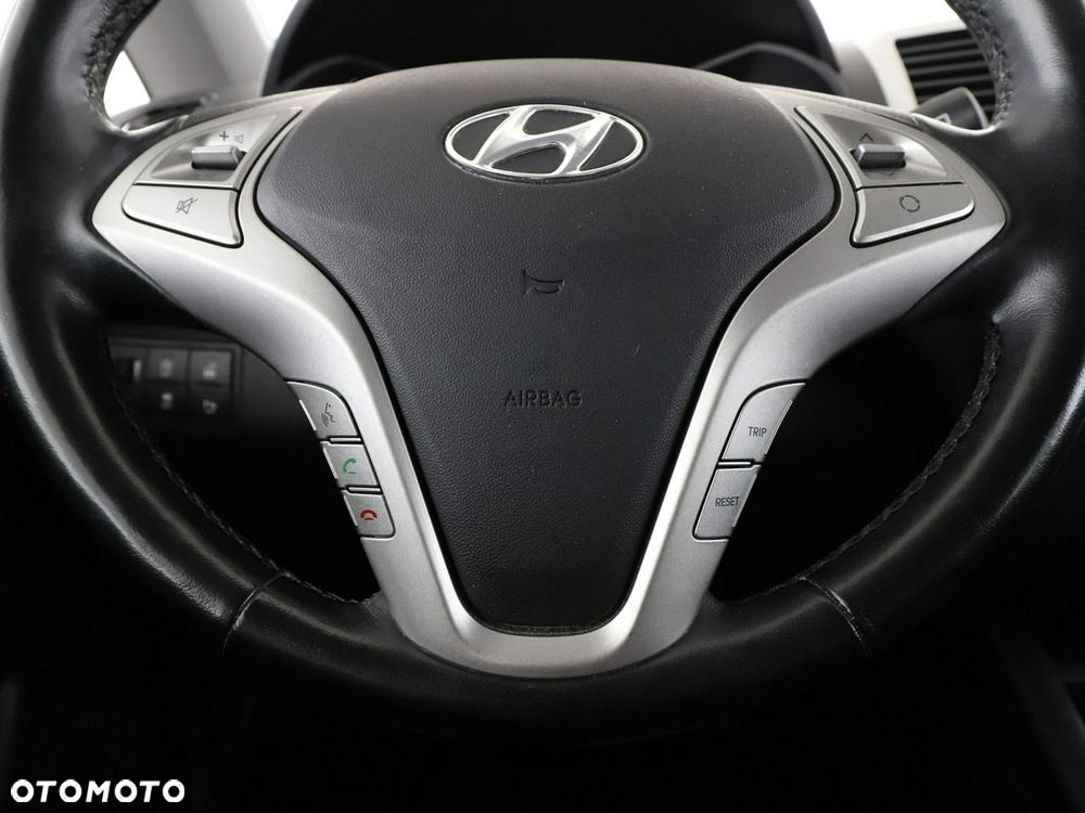 Hyundai ix20 1.4 blue Space - 22