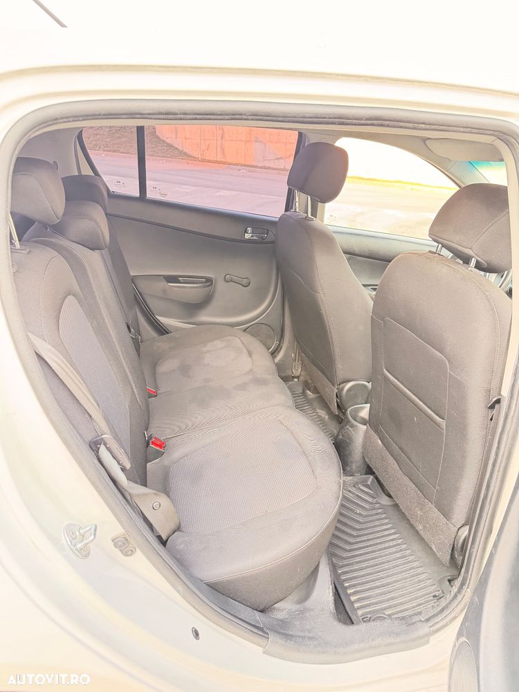 Hyundai i20 1.1 CRDi M/T Confort - 5