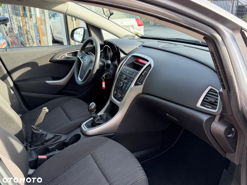 Opel Astra 1.4 ecoFLEX - 25