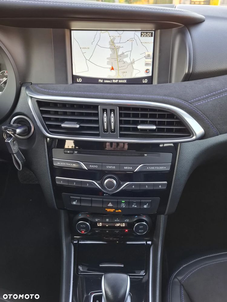 Infiniti Q30 2.2d Premium AWD 7DCT - 17