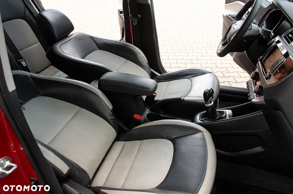 Kia Rio 1.4 Platinum Edition - 36