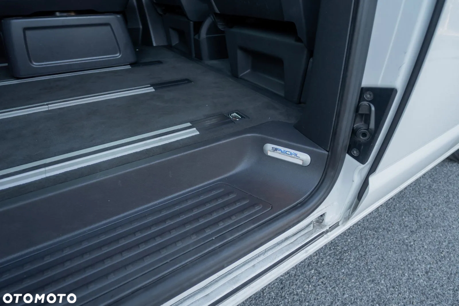 Volkswagen Multivan TDI L1 Startline 4Motion - 33