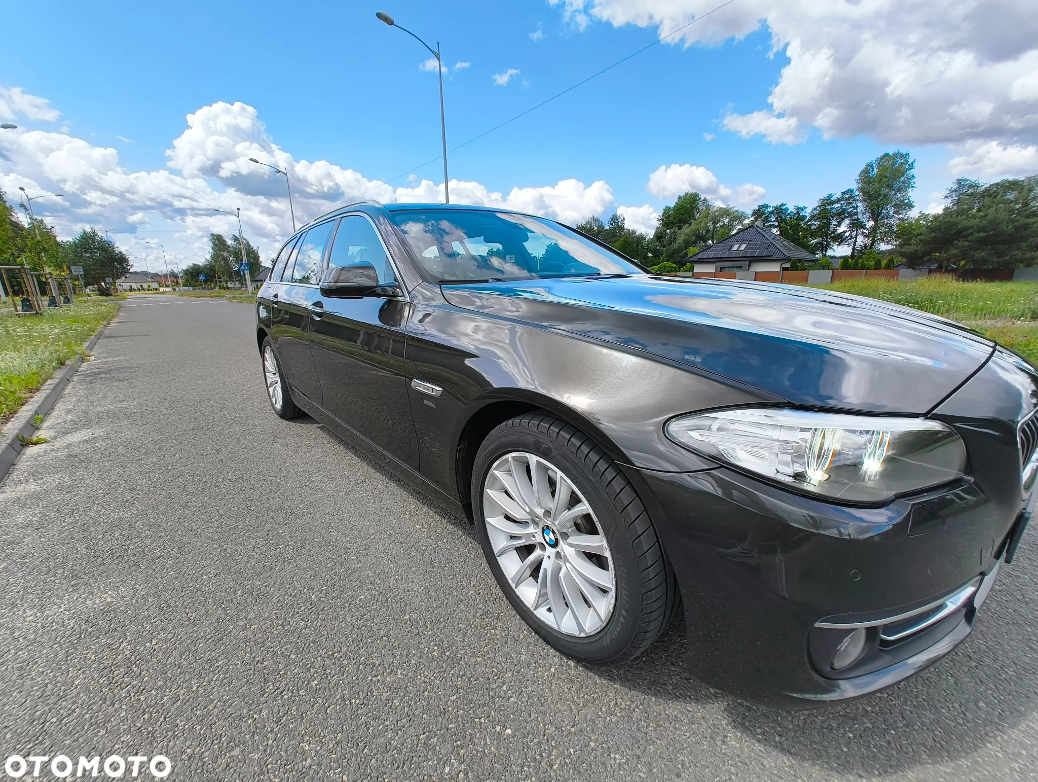 BMW Seria 5 520d Touring Luxury Line - 11