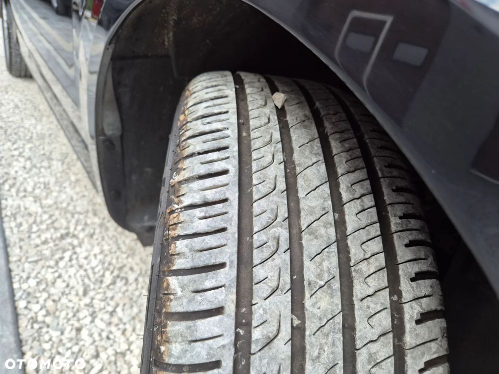 Ford Mondeo SW 2.0 TDCi Titanium - 29