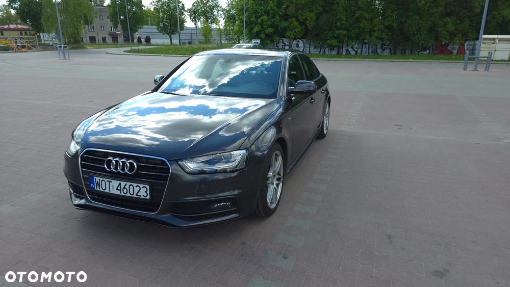 Audi A4 Limousine 1.8 TFSI S line Sportpaket - 11