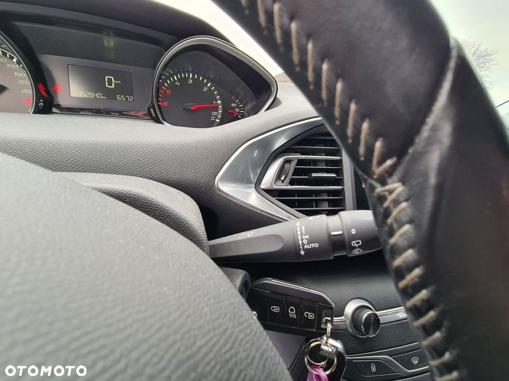 Peugeot 308 1.5 BlueHDi Business Line S&S - 22
