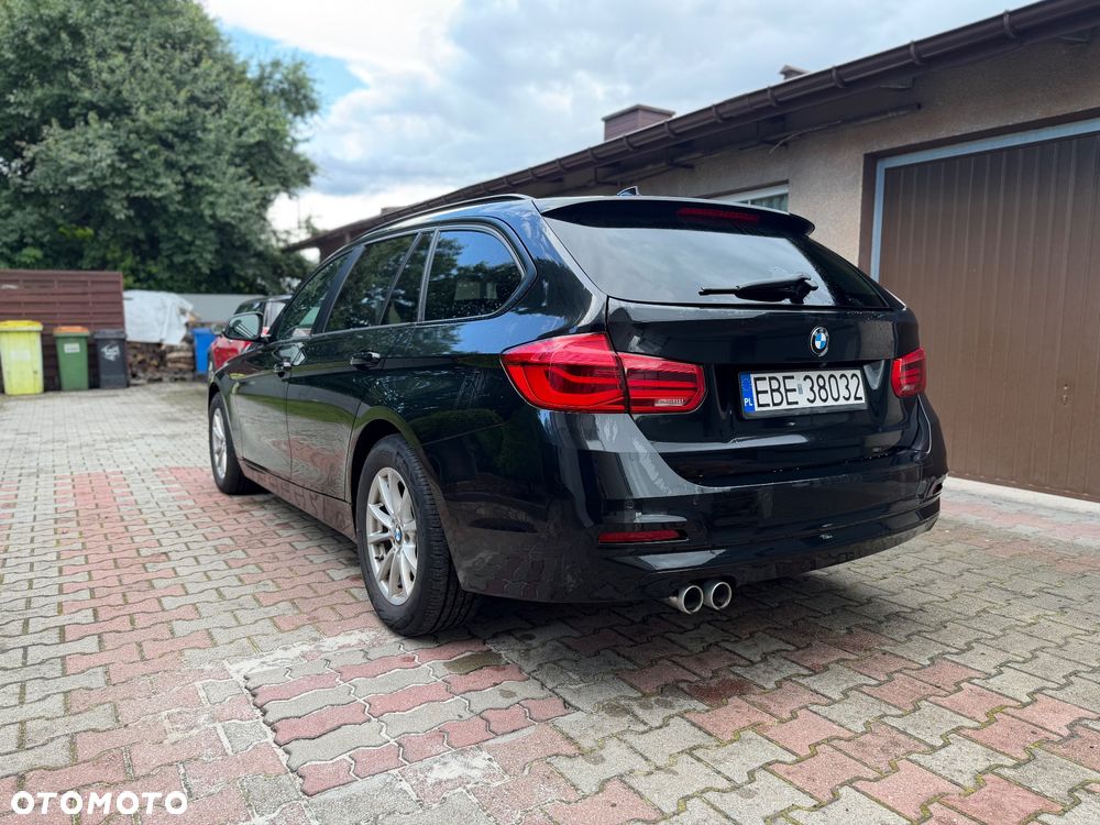 BMW Seria 3 320d xDrive - 4