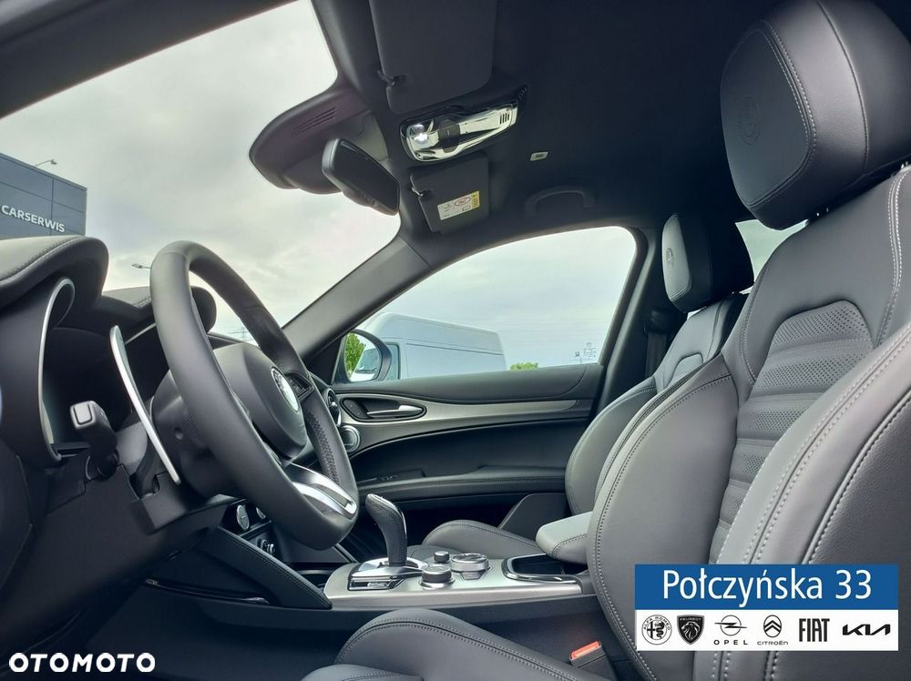 Alfa Romeo Stelvio - 23
