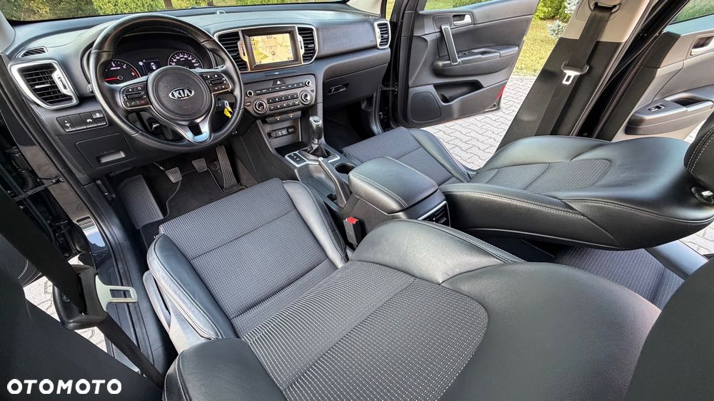 Kia Sportage 2,0 CRDI AWD Spirit - 26