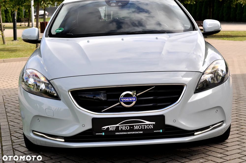 Volvo V40 D3 Inscription - 6