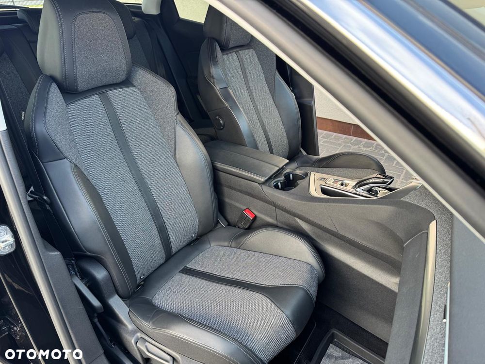 Peugeot 3008 BlueHDi 130 Stop & Start EAT8 Allure - 11