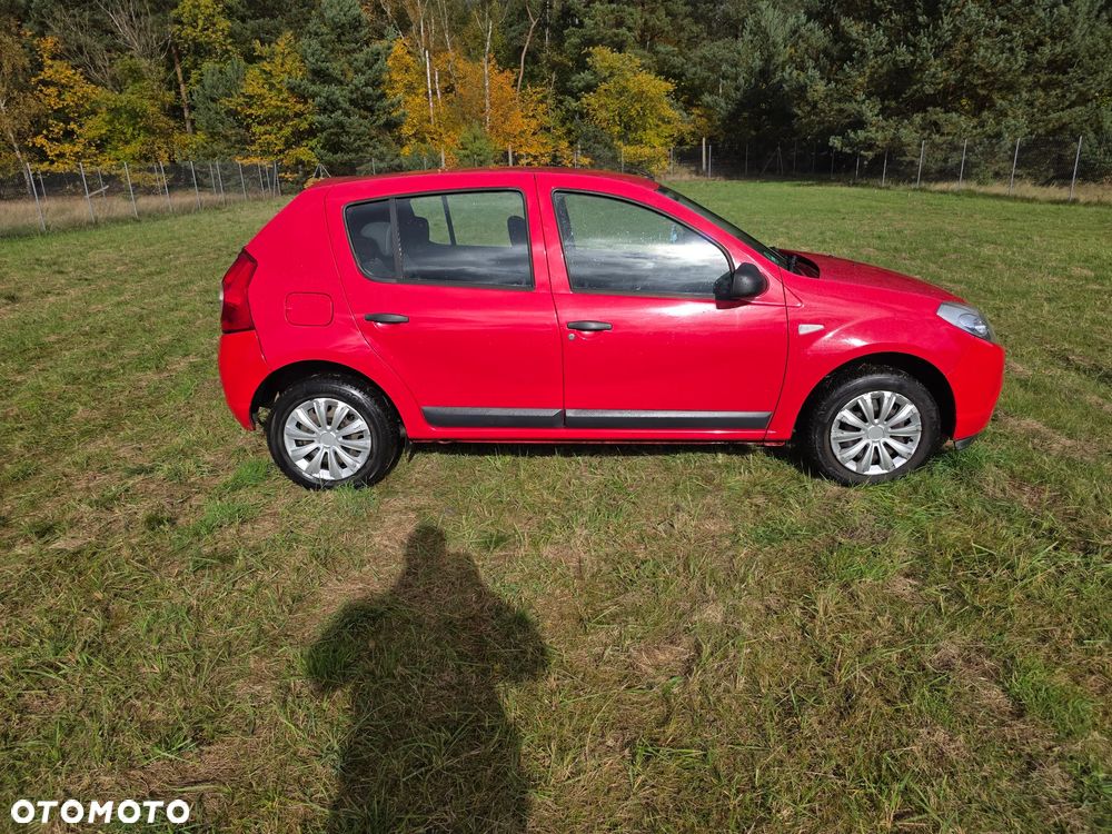 Dacia Sandero 1.2 16V 75 Laureate - 7