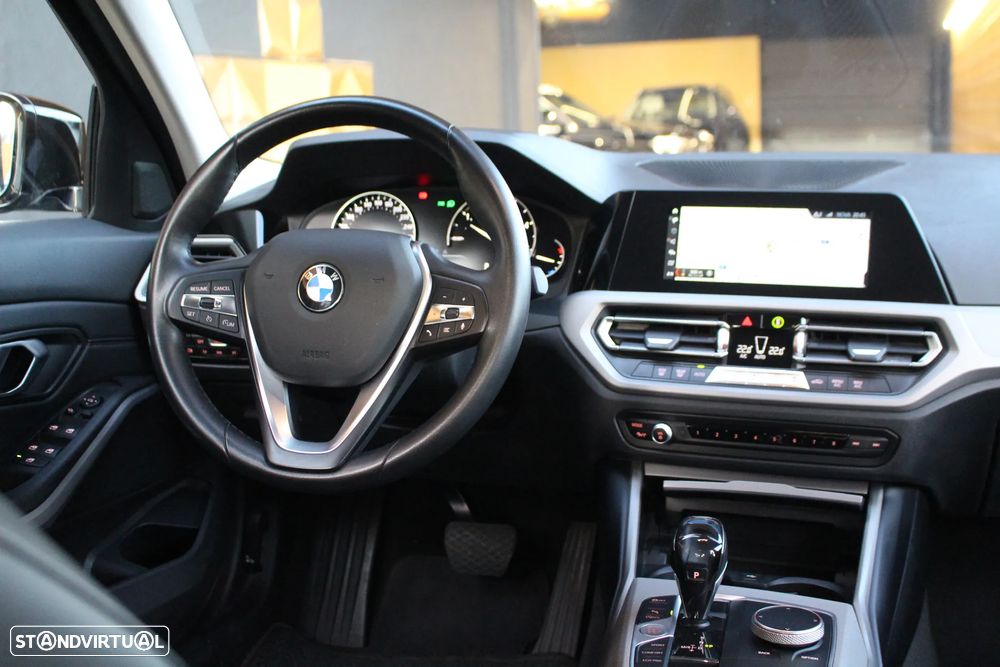 BMW 318 d Line Sport Auto - 14