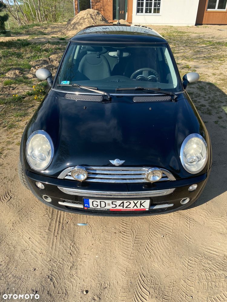 MINI Cooper Standard - 2