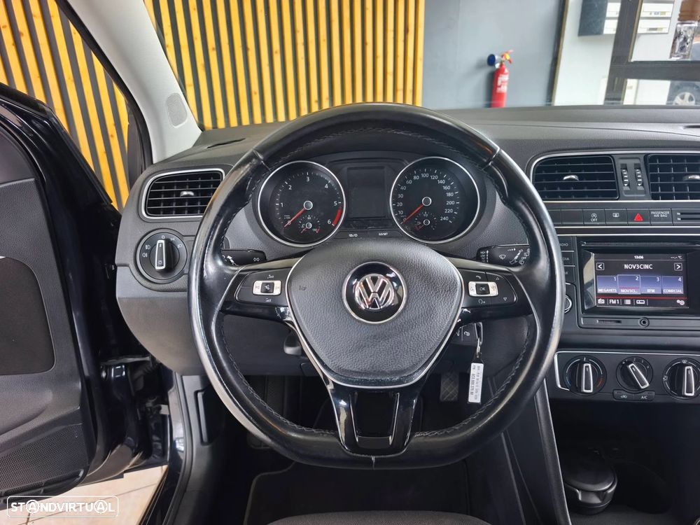 VW Polo 1.4 TDi BlueMotion - 17
