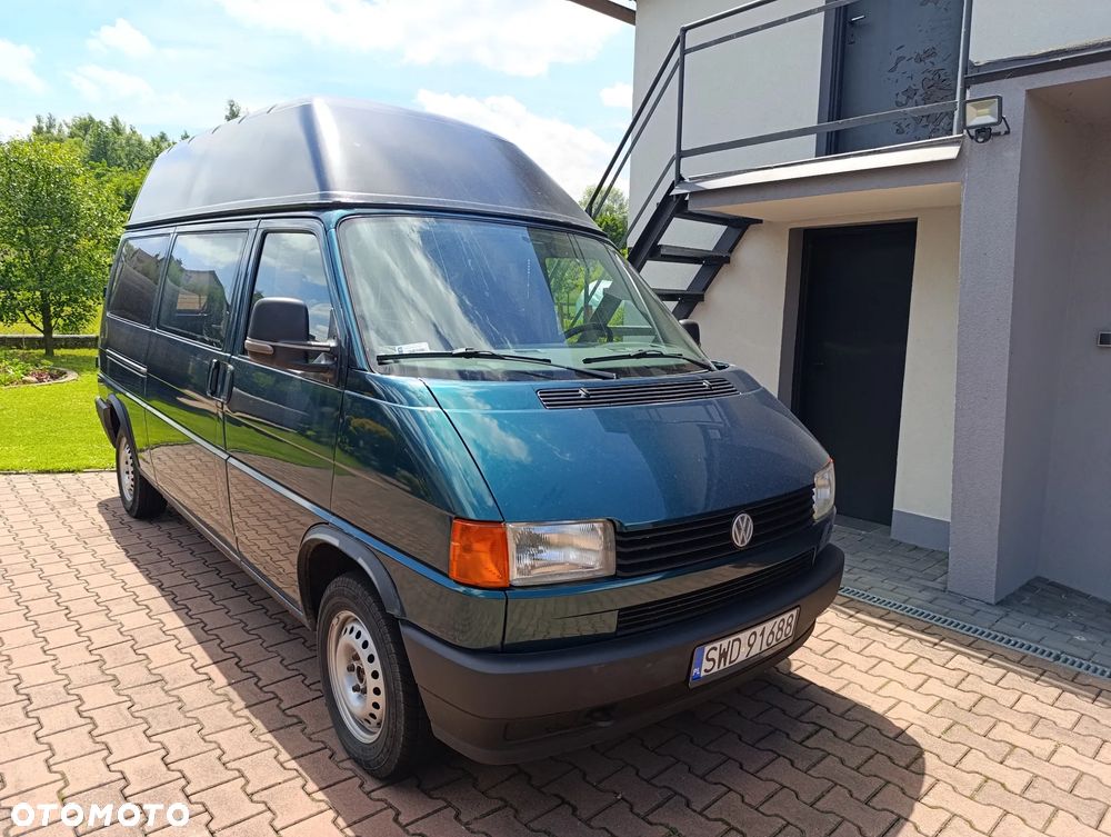 Volkswagen Transporter - 1