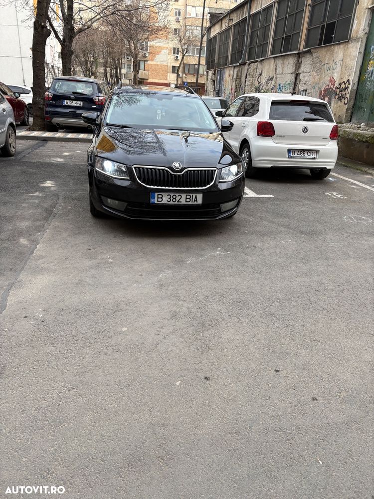 Skoda Octavia 2.0 TDI DSG Style - 4