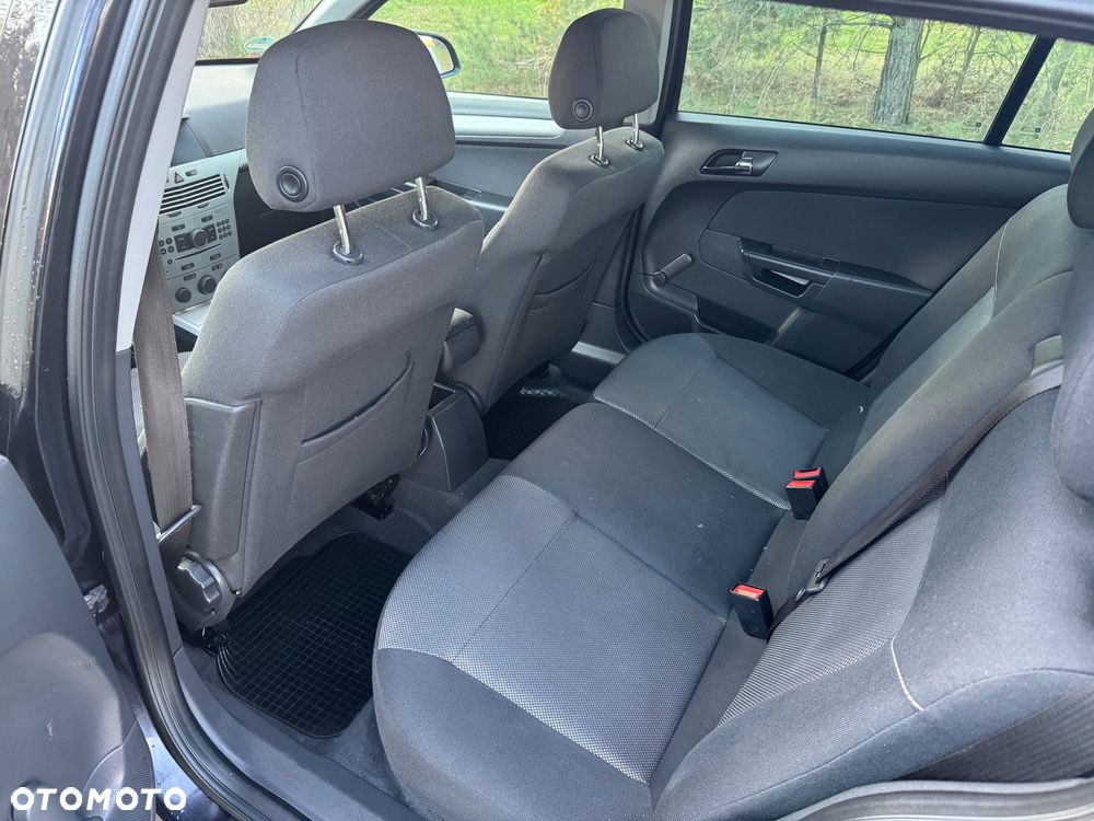 Opel Astra 1.6 Caravan Innovation - 7