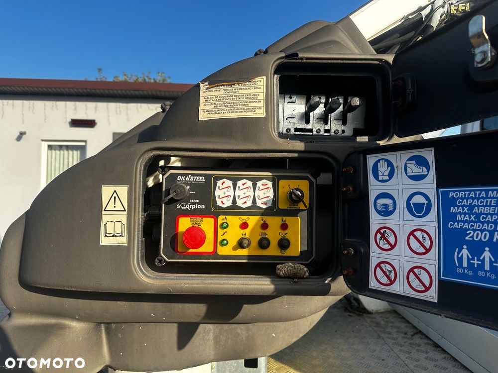 Mercedes-Benz Sprinter - 4