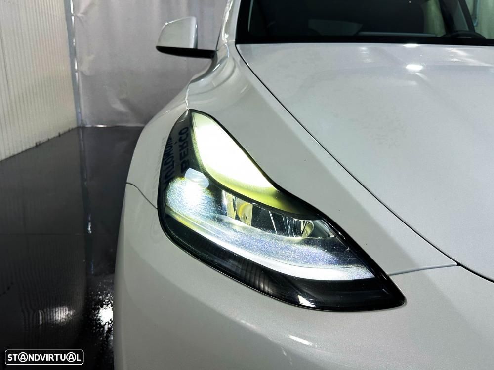 Tesla Model Y Long Range Dual Motor AWD - 15