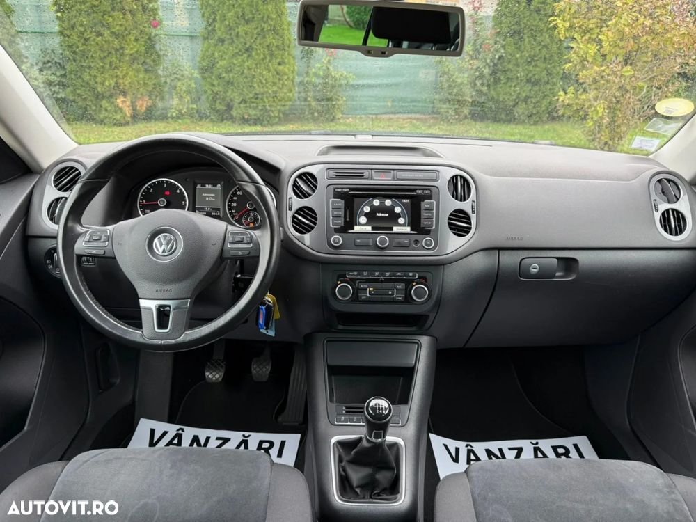 Volkswagen Tiguan 2.0 TDI DPF 4Motion BlueMotion Technology Lounge Track & Style - 5