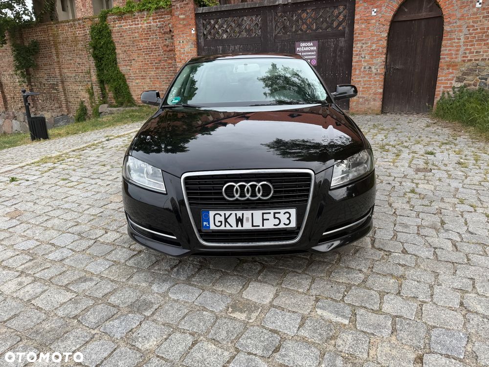 Audi A3 Sportback 1.6 Attraction - 2