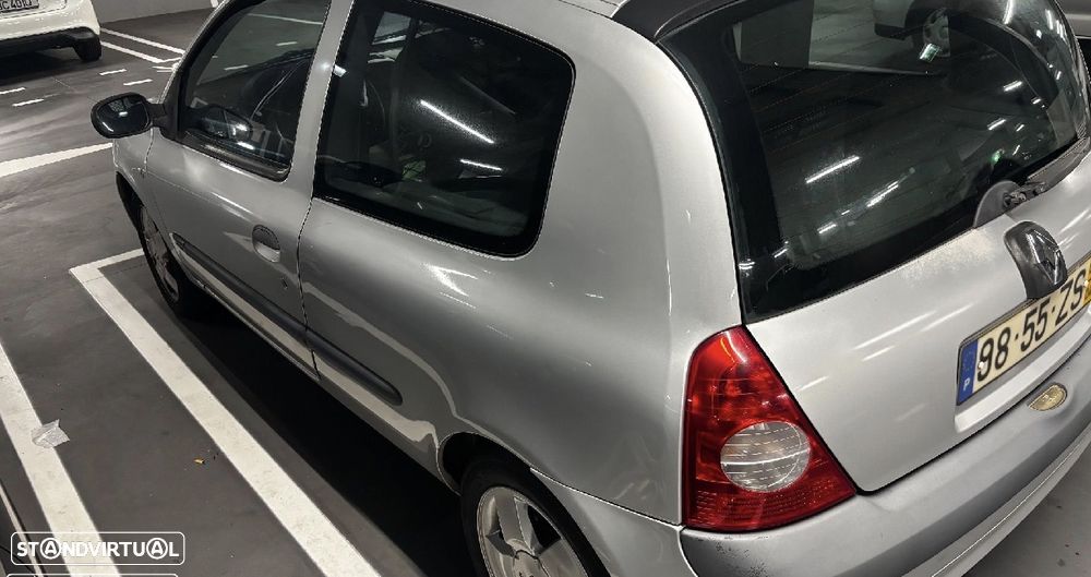 Renault Clio 1.5 dCi Confort - 2