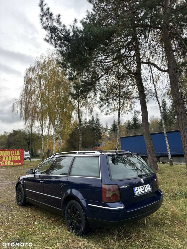 Volkswagen Passat - 4