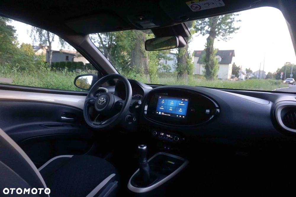 Toyota Aygo X 1.0 VVT-i Executive - 18