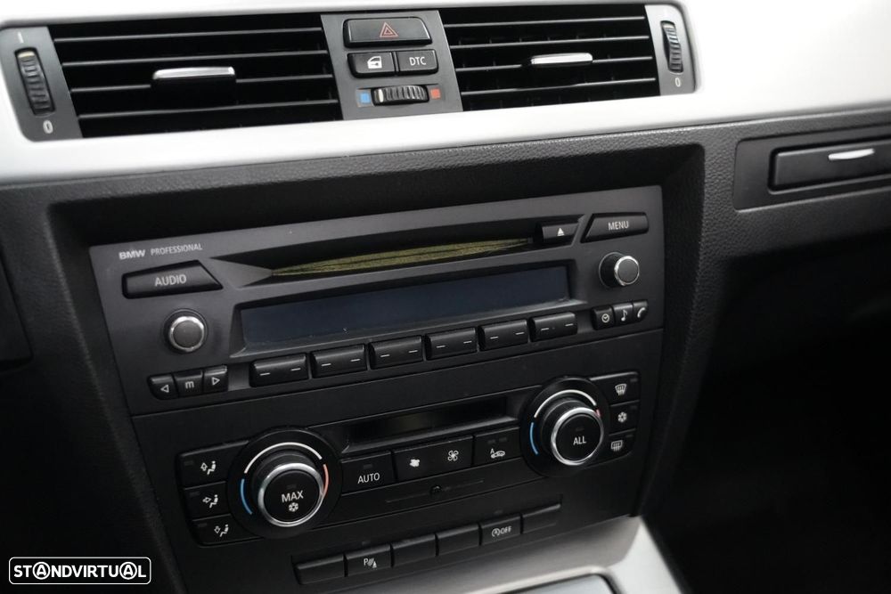 BMW 320 d Cabrio - 12