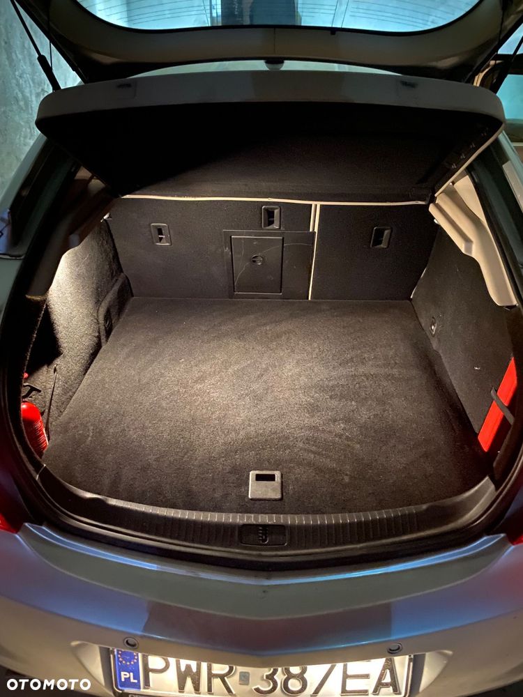 Opel Insignia 2.0 CDTI - 12