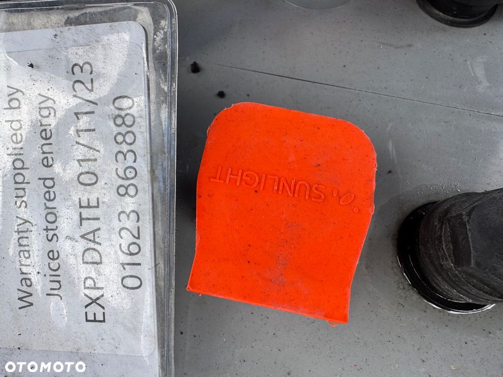 Linde E16P triplex 4 sekcje bat 2023 przesuw wolny skok h16 h18 toyot - 8